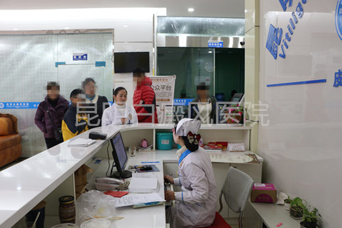 开春防复发专家联合会诊活动现场人气火爆